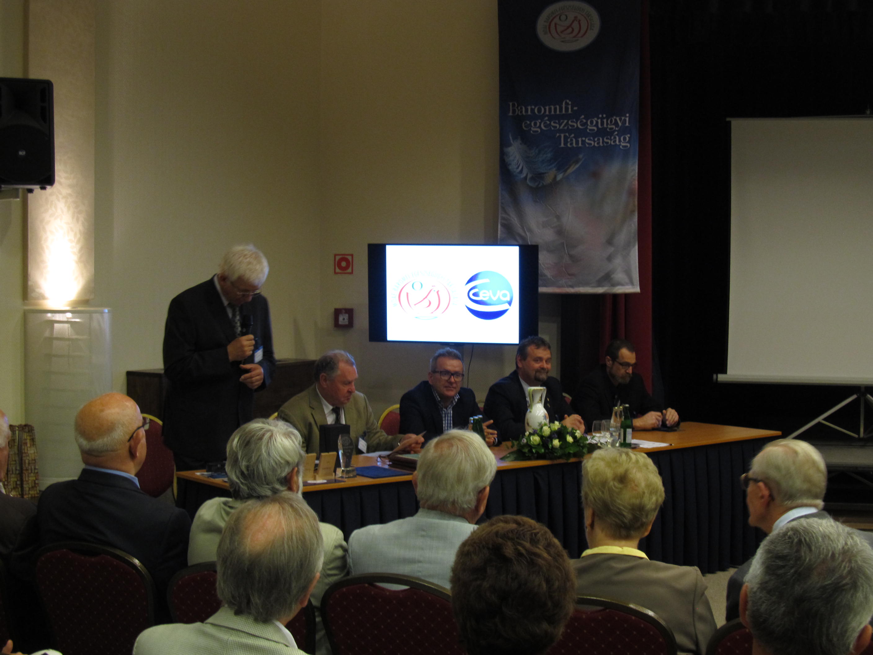 Eln&ouml;ki megnyit&oacute; besz&eacute;d